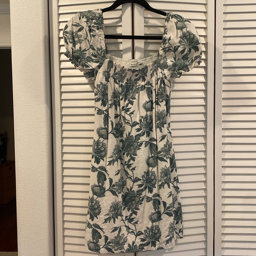 Abercrombie & Fitch lined linen dress